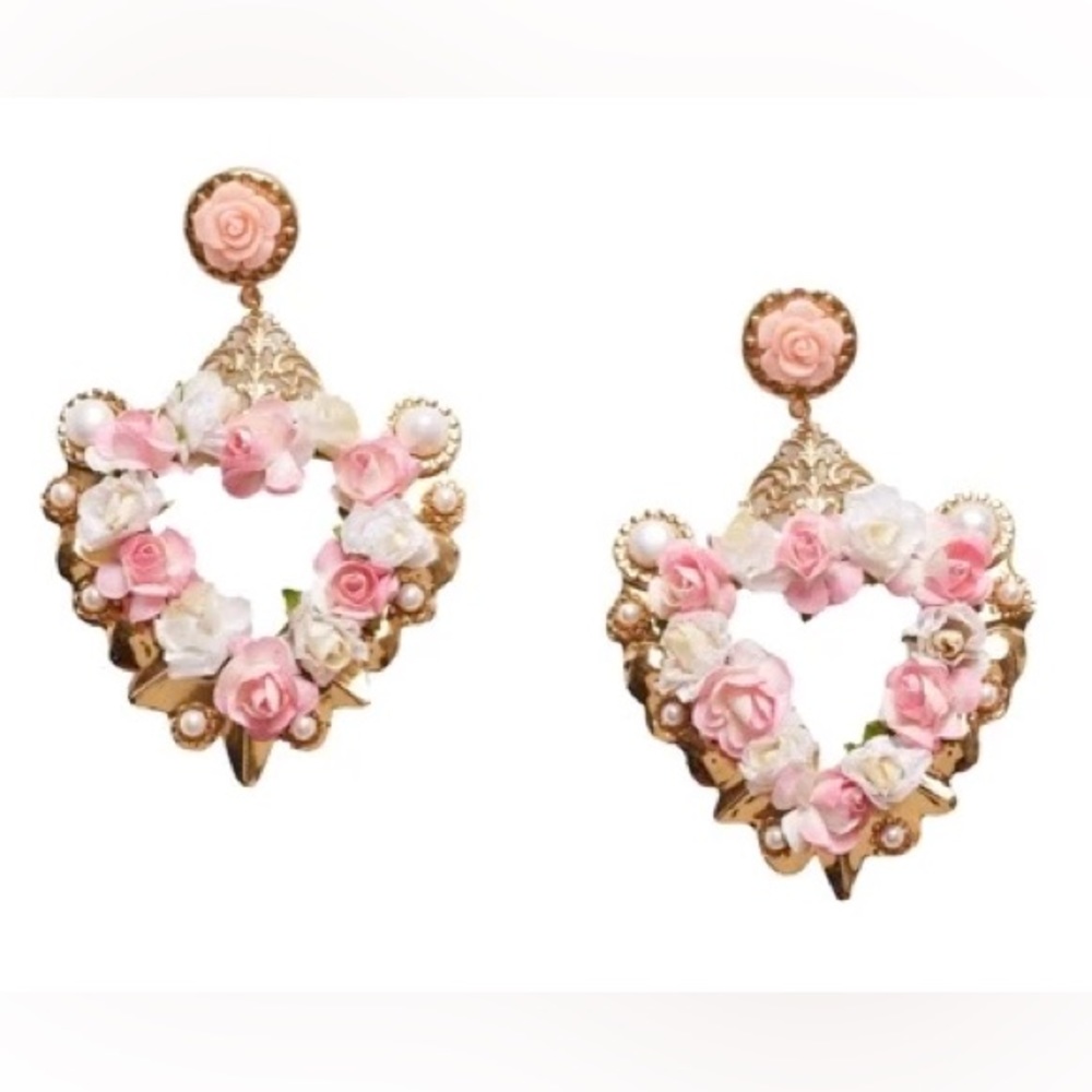 Loveshackfancy x LOVA Dolce Vita heart flower earrings HTF BNWT 🩷🩷🩷
